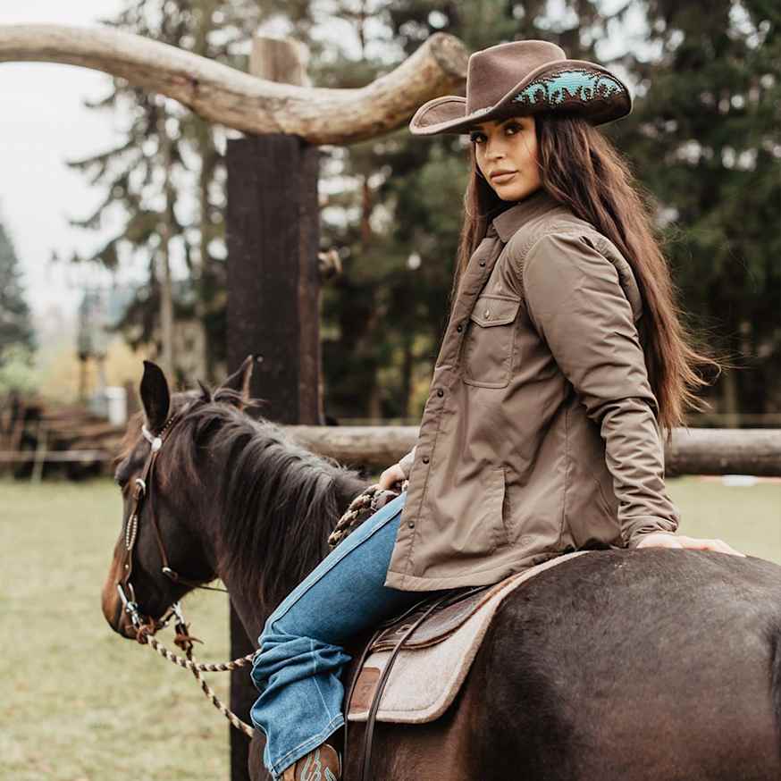 Country Western Equestrian Boots Shoes Clothes Ariat